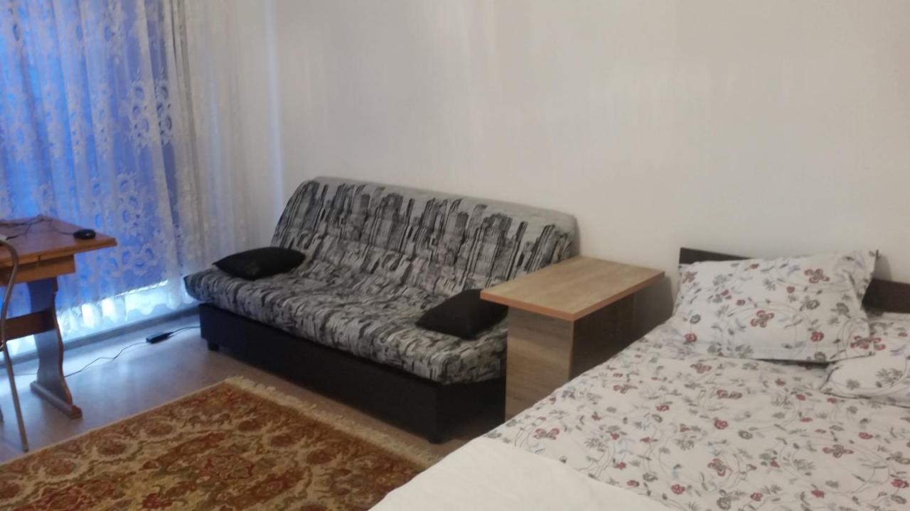 Eapartment Boekarest Buitenkant foto